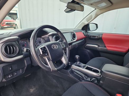Used 2023 Toyota Tacoma SR5 image 14