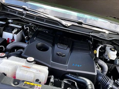 Used 2022 Toyota Tundra Limited image 35