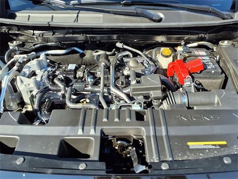 New 2026 Nissan Kicks S image 20