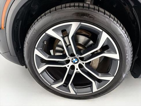 Used 2021 BMW X5 xDrive40i w/ Premium Package 3 AWD/4WD image 29
