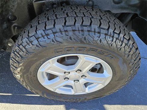 Used 2019 Jeep Wrangler Unlimited Sport S image 14