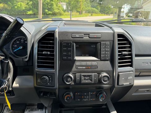 Used 2019 Ford F250 XLT w/ XLT Value Package AWD/4WD image 30