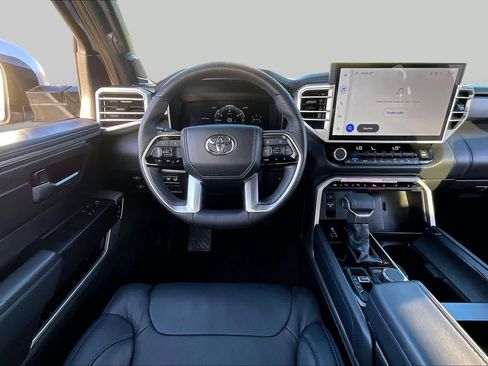 Used 2025 Toyota Tundra Platinum AWD/4WD image 6