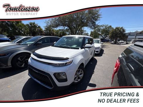 Used 2021 Kia Soul S image 1