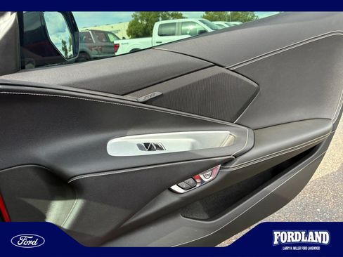 Used 2022 Chevrolet Corvette Stingray Coupe w/ Z51 Performance Package RWD image 16