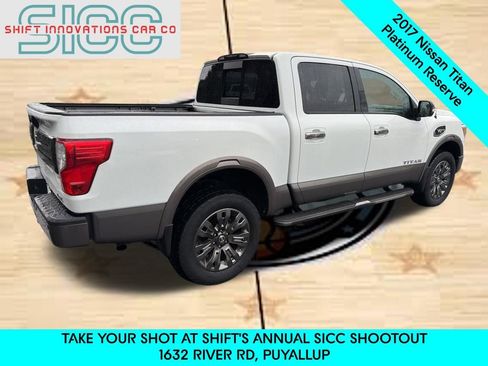 Used 2017 Nissan Titan SV image 7