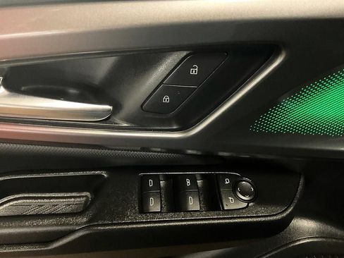 Used 2024 Chevrolet Equinox EV RS image 31