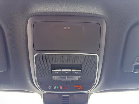New 2026 GMC Acadia Denali w/ Super Cruise Package image 19