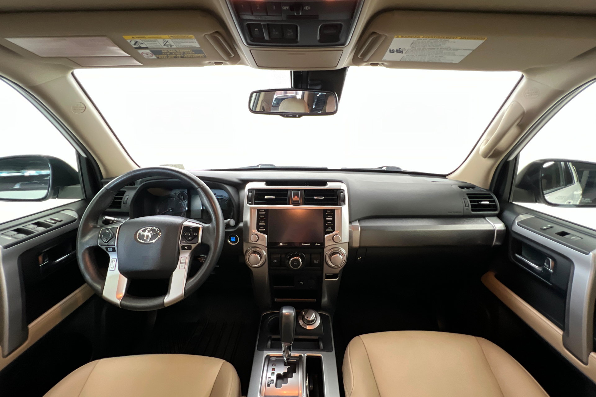 Used 2022 Toyota 4Runner SR5 Premium AWD/4WD image 10