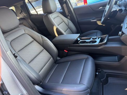 New 2026 Chevrolet Equinox LT w/ Convenience Package II image 22