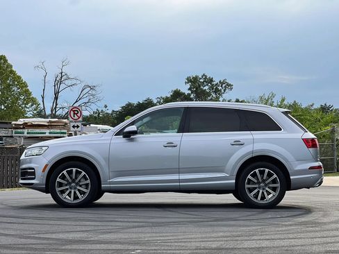 Used 2019 Audi Q7 3.0T Premium Plus AWD/4WD image 2