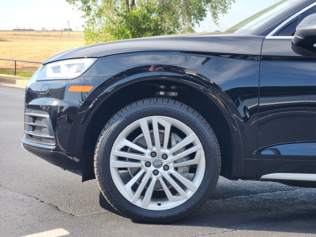 Used 2019 Audi Q5 2.0T Premium Plus w/ Premium Plus Package AWD/4WD image 8