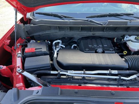 Used 2023 Chevrolet Silverado 1500 Custom image 39