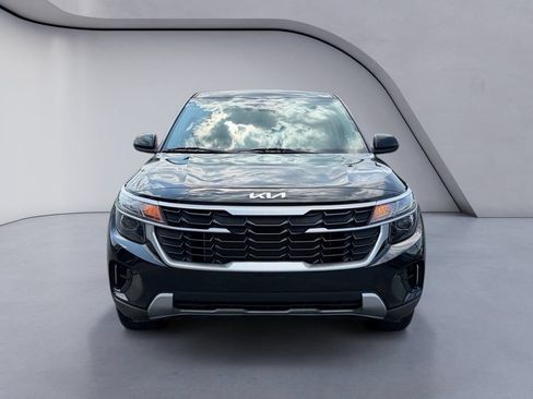 Used 2024 Kia Seltos LX AWD/4WD image 8