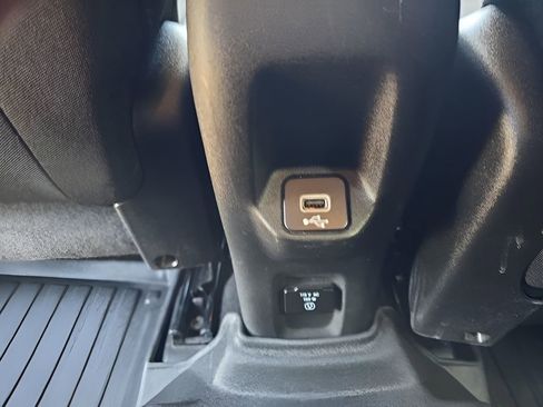 Used 2022 Jeep Renegade Latitude w/ Convenience Group image 31