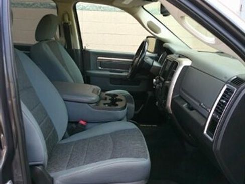 Used 2017 RAM 1500 Big Horn image 28