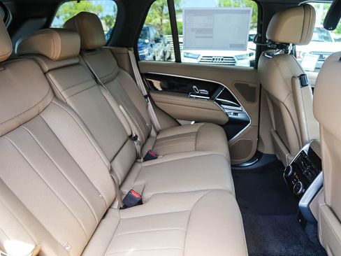 New 2026 Land Rover Range Rover SE AWD/4WD image 16