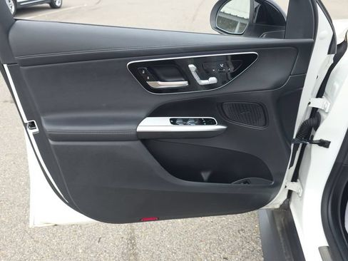 Certified 2025 Mercedes-Benz GLC 300 4MATIC image 11