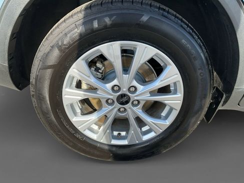 Used 2023 Ford Escape Active image 10