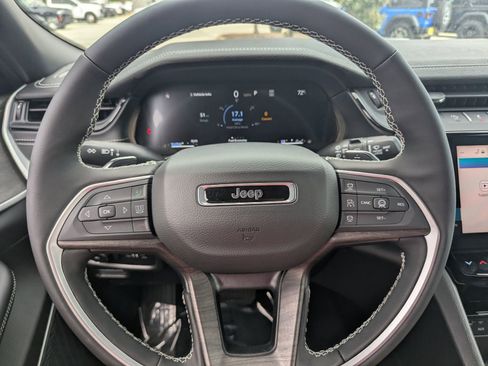 New 2026 Jeep Grand Cherokee L Limited image 20