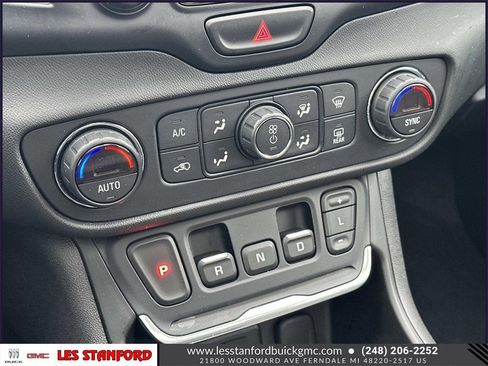 Used 2018 GMC Terrain Denali w/ Driver Alert Package II image 33