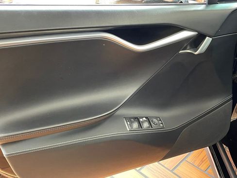 Used 2016 Tesla Model S 70D image 14
