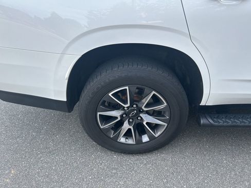 Used 2022 Chevrolet Tahoe Z71 w/ Luxury Package image 27