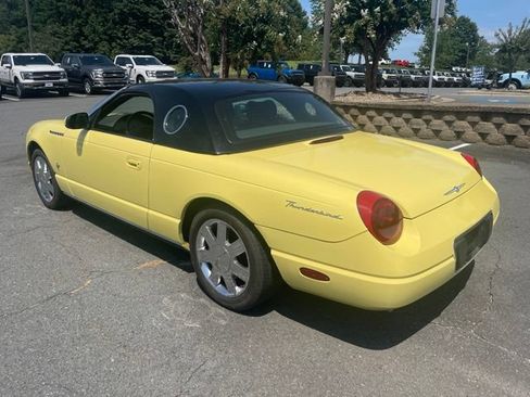 Used 2002 Ford Thunderbird RWD image 3