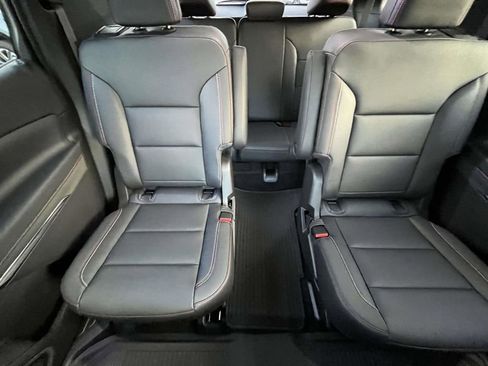 New 2026 Chevrolet Traverse Z71 w/ Enhanced Driving Package image 15