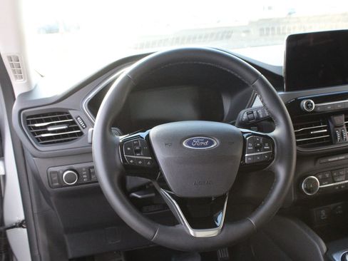 Used 2023 Ford Escape Active image 17