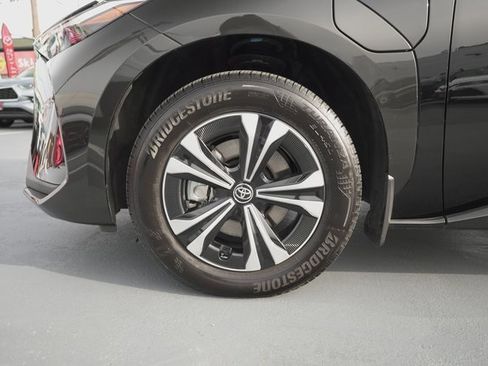 Used 2025 Toyota bZ4X FWD image 34
