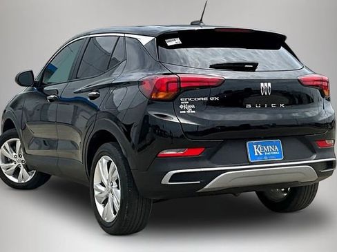 Used 2024 Buick Encore GX Preferred AWD/4WD image 4