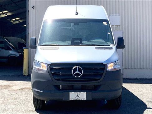 New 2025 Mercedes-Benz Sprinter 2500 image 2
