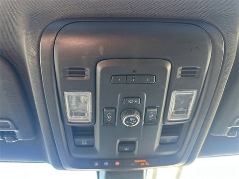 Used 2021 Chevrolet Tahoe Premier image 18