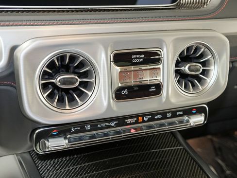 Used 2025 Mercedes-Benz G 550 image 26
