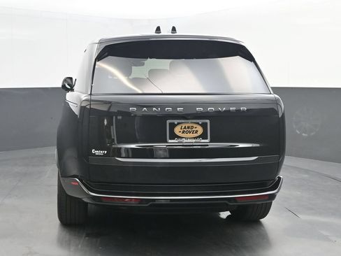 Used 2025 Land Rover Range Rover SE AWD/4WD image 6