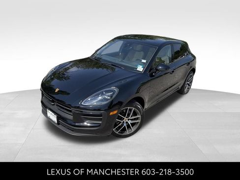 Used 2024 Porsche Macan AWD/4WD image 1