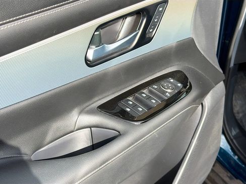 Used 2025 Nissan Murano SL AWD/4WD image 18