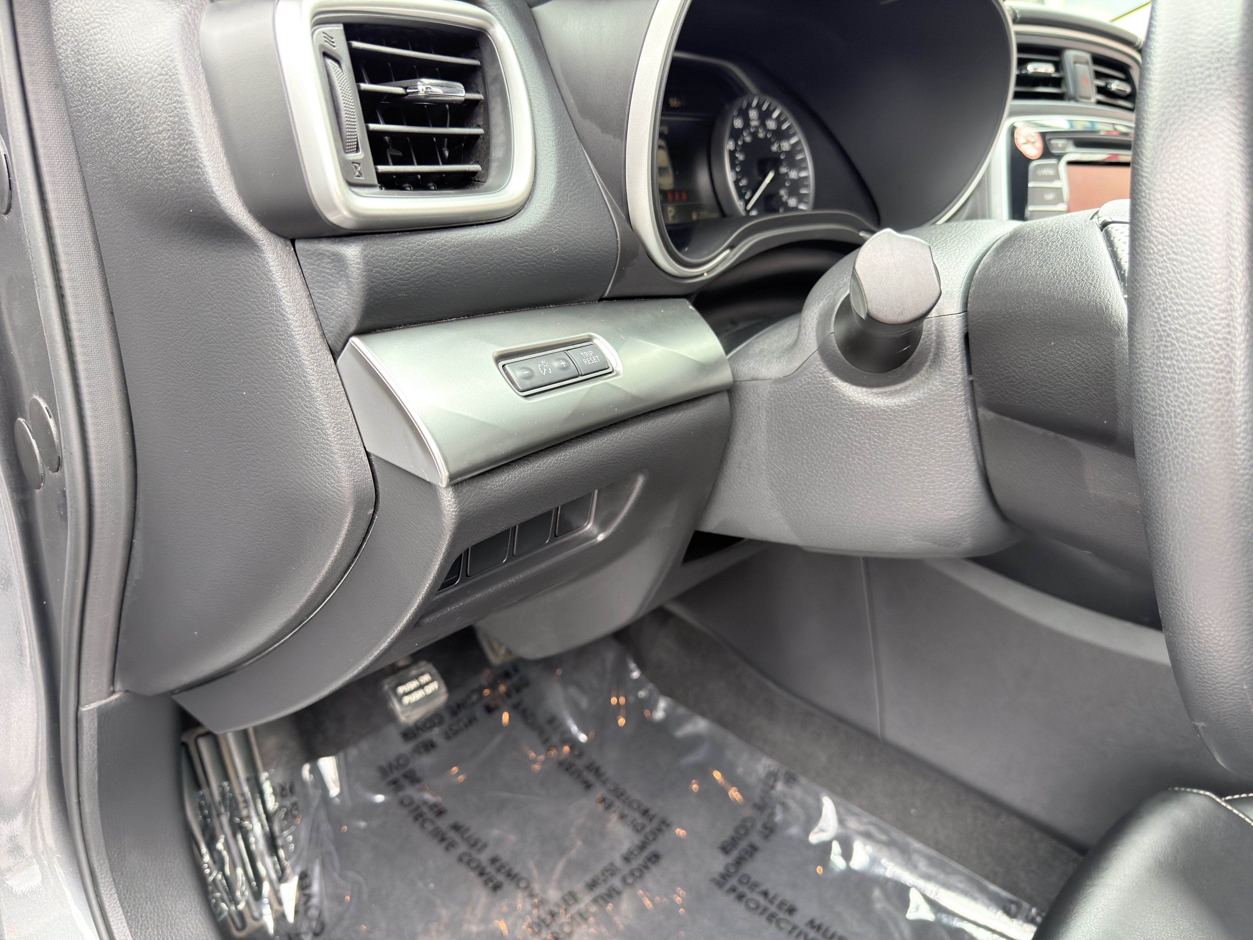 Used 2023 Nissan Maxima SV w/ Floor Mat Group FWD image 24