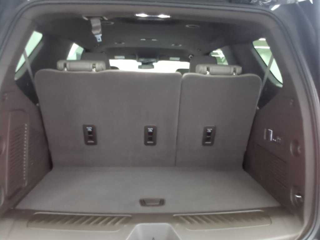 Used 2025 GMC Yukon Elevation AWD/4WD image 30