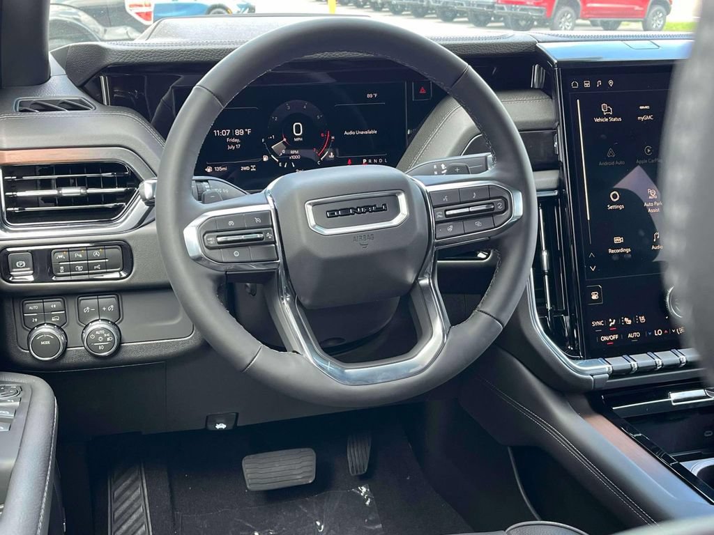New 2026 GMC Yukon Denali AWD/4WD image 13