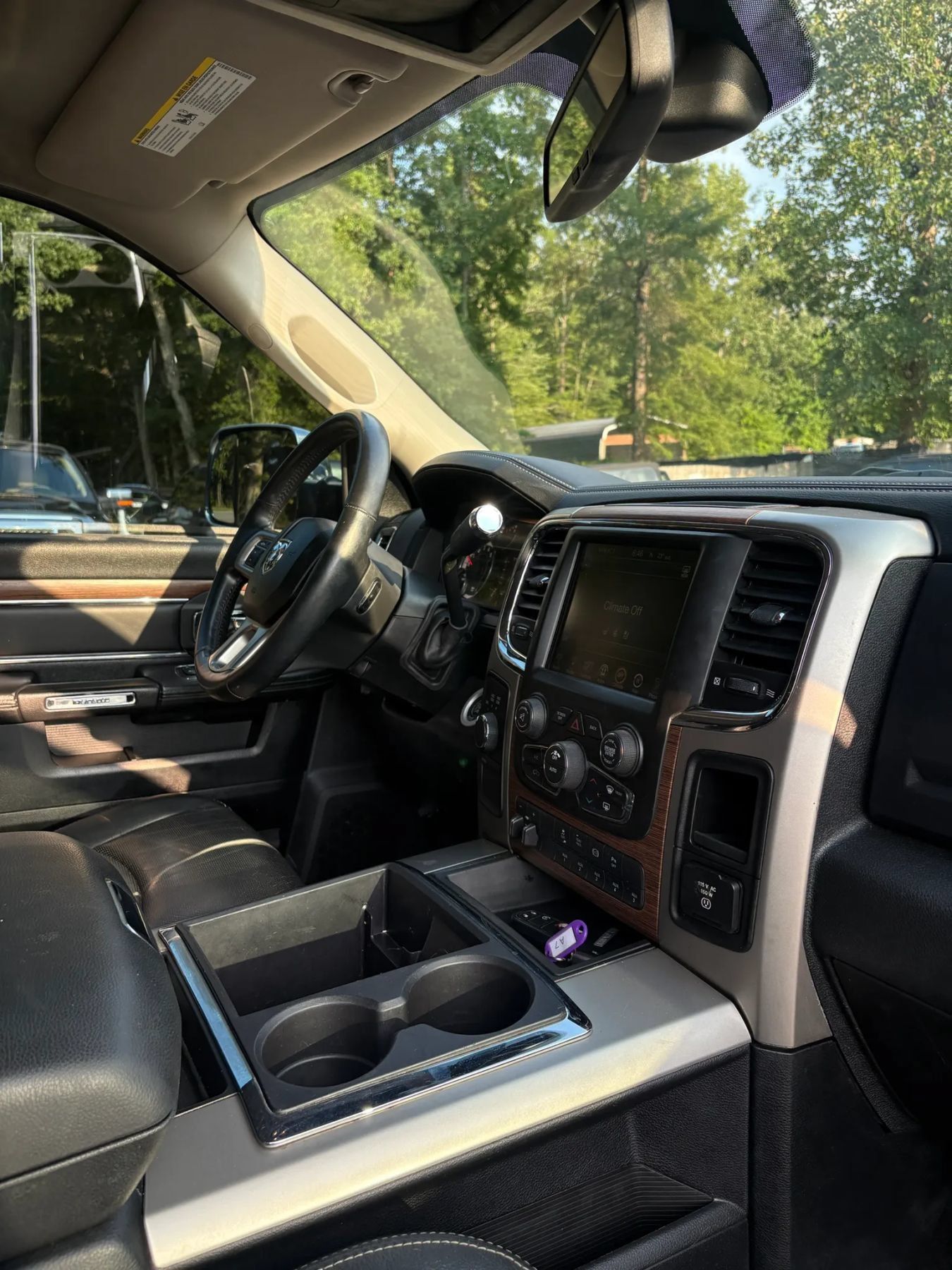 Used 2014 RAM 3500 Laramie AWD/4WD image 17