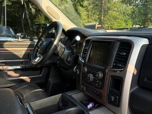 Used 2014 RAM 3500 Laramie AWD/4WD image 17
