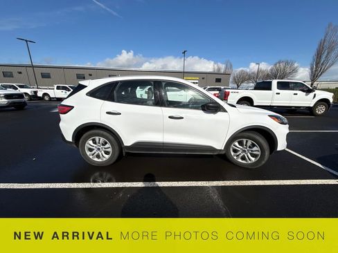 Used 2020 Ford Escape S image 9