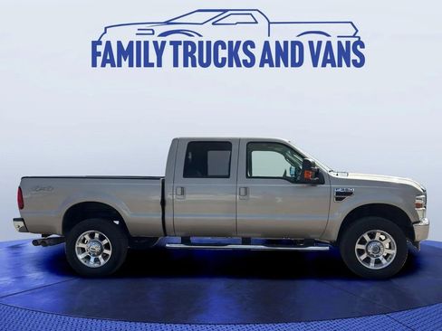 Used 2010 Ford F350 Lariat image 6