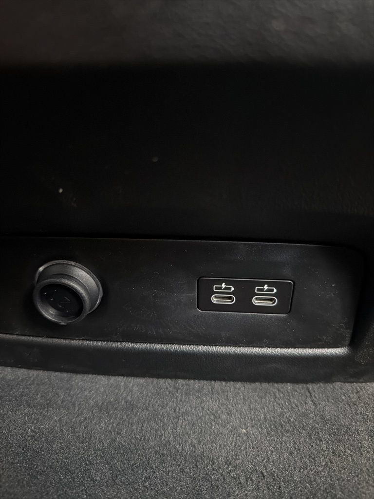 New 2026 BMW X7 M60i AWD/4WD image 69