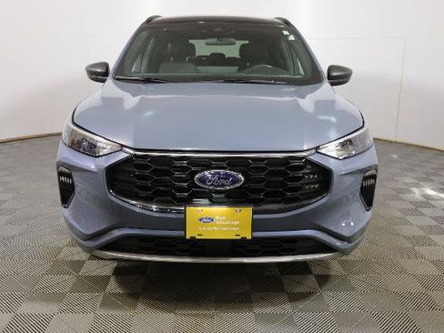 Certified 2023 Ford Escape ST-Line w/ Tech Pack #1 AWD/4WD image 4