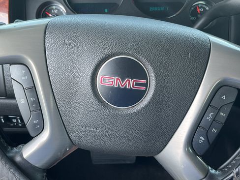 Used 2011 GMC Sierra 2500 SLT w/ SLT Convenience Package AWD/4WD image 22