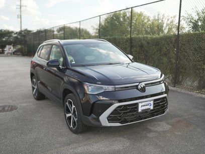 New 2025 Volkswagen Taos SEL