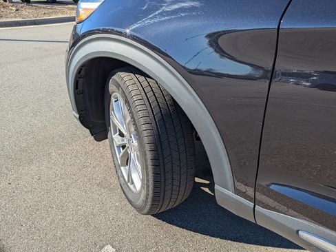 Certified 2022 Ford Explorer XLT w/ Equipment Group 202A image 42